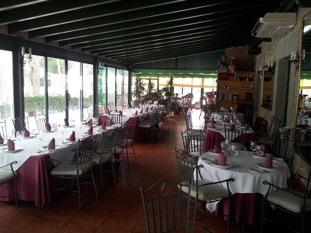 Hotel Restaurante Sonsoles Ávila Dış mekan fotoğraf