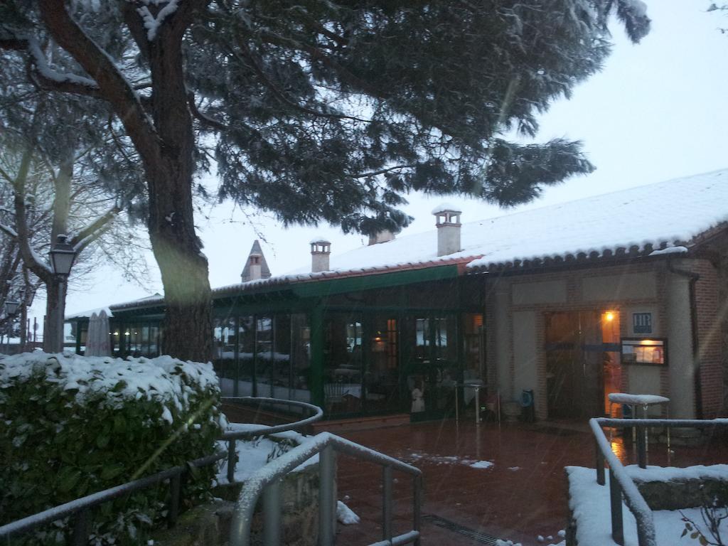 Hotel Restaurante Sonsoles Ávila Dış mekan fotoğraf